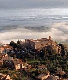 We are continually refining and adding to our portfolio of Nice Places to stay in Italy, so visit our site regularly to find somewhere just that little bit special. All our places to stay are presented with photos and descriptions taken and selected by us personally to give an impression as true to the reality as we can. All places are chosen by our team here in Italy for their combination of price, quality, charm and location. We work in partnership with family run hotels, guest houses and self-catering accommodations. This is NOT an unverified 'web portal' or online directory - we select only those places which we believe make excellent places to base a 1 week holiday or longer.